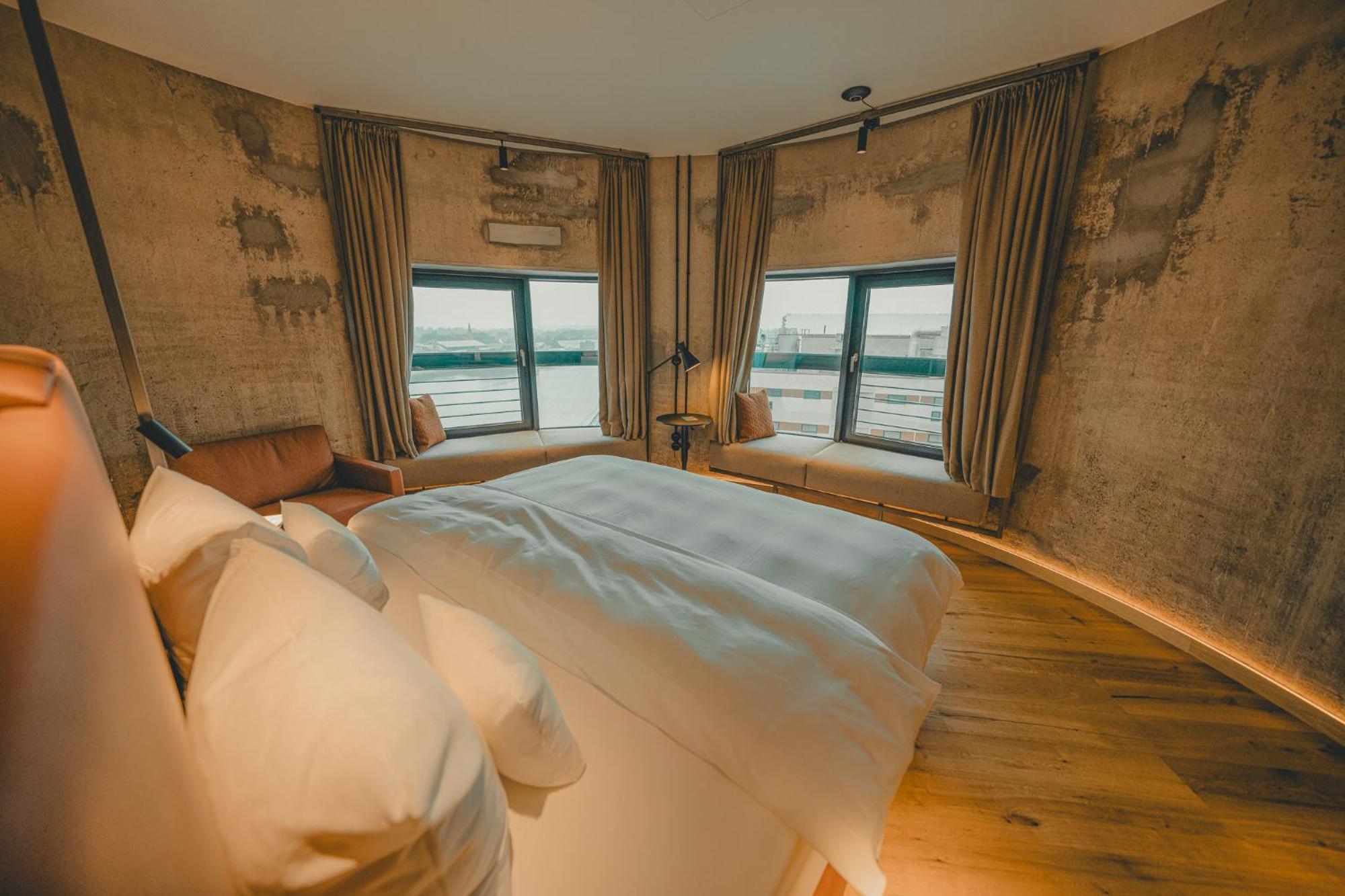 John & Will Silo-hotel By Guldsmeden Brema